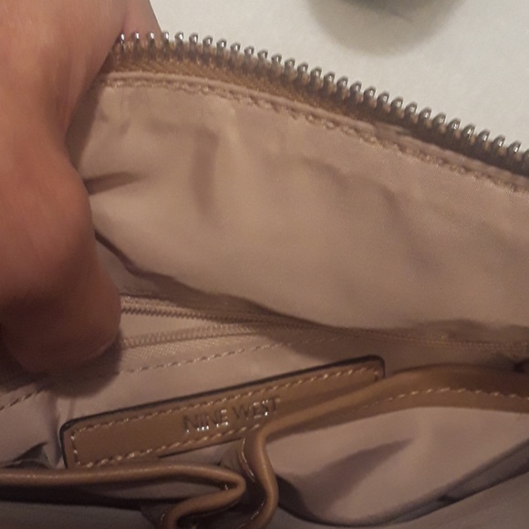Nine West Tan Shoulder bag - Picture 3 of 4